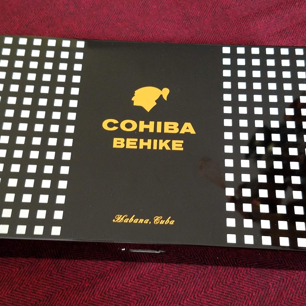 Cohiba Behike Wood and Lacquer Cigar Box from Cuba